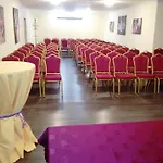Elit Palace And 4*