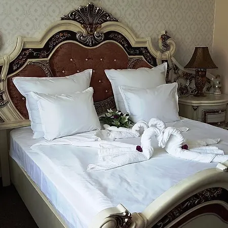 Szálloda Elit Palace And 4*