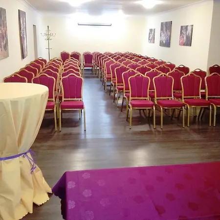 Elit Palace And 4*