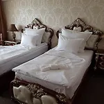 Otel Elit Palace And 4*