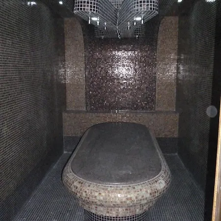 Elit Palace And