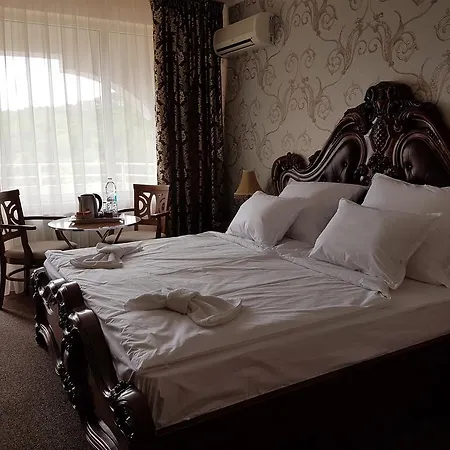 Elit Palace And