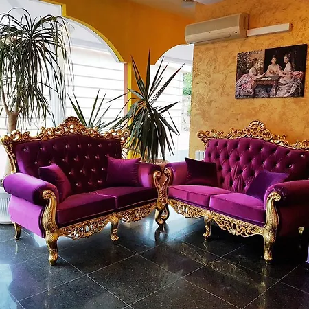 Elit Palace And
