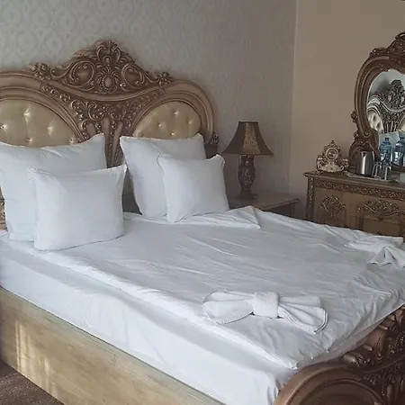 Elit Palace And 酒店