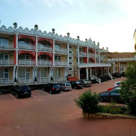 Elit Palace And 巴尔奇克