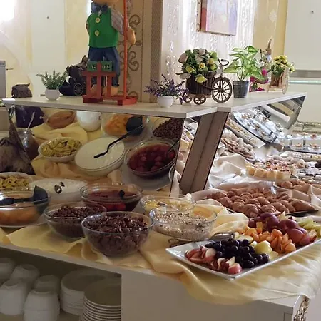 Elit Palace And Hotel 4*